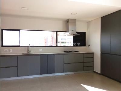 Apartamento en arriendo en Los Parra, Medellín · foto 8 de 13
