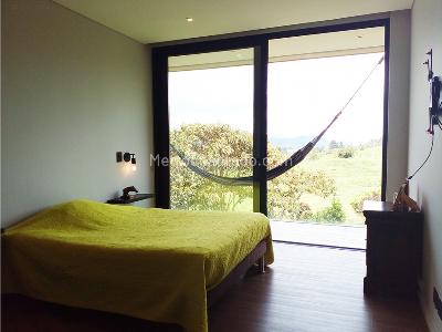 Casa de 3 alcobas en venta en Las Palmas, Medellín, 455 m² · foto 11 de 19