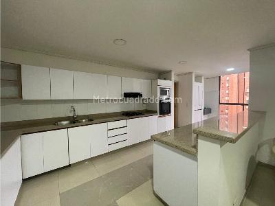 Apartamento en venta en La Florida, Medellín · foto 12 de 20