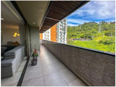 Apartamento de 3 alcobas en venta en Loma Del Encierro, Medellín, 160 m² · foto 3 de 14