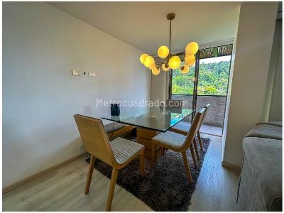 Apartamento de 3 alcobas en venta en Loma Del Encierro, Medellín, 160 m² · foto 10 de 14