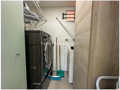 Apartamento de 3 alcobas en venta en Loma Del Encierro, Medellín, 160 m² · foto 11 de 14
