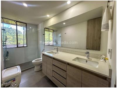 Apartamento de 3 alcobas en venta en Loma Del Encierro, Medellín, 160 m² · foto 14 de 14