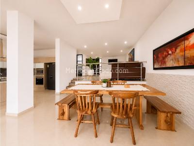 Casa de 4 alcobas en venta en El Tesoro, Medellín, 300 m² · foto 10 de 20