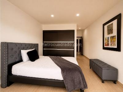 Casa de 4 alcobas en venta en El Tesoro, Medellín, 300 m² · foto 13 de 20