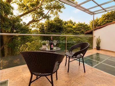 Casa de 4 alcobas en venta en El Tesoro, Medellín, 300 m² · foto 17 de 20