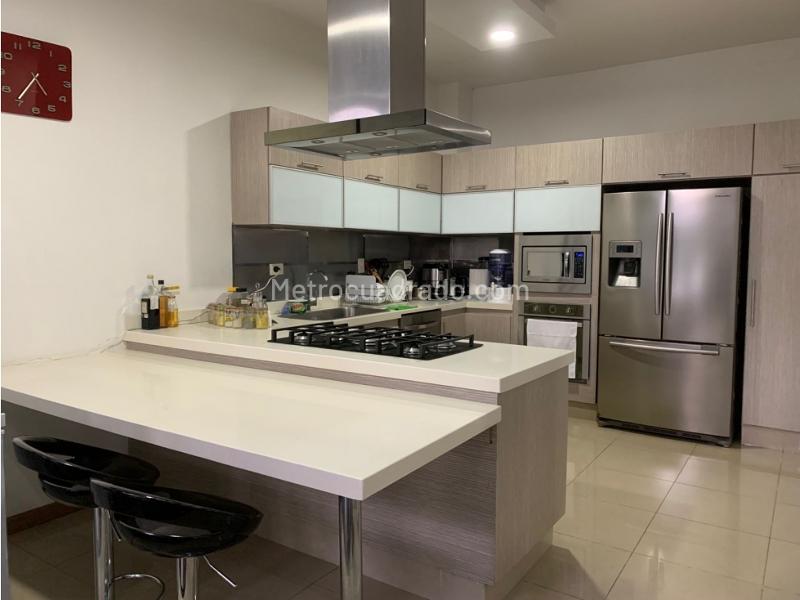 4BR House in El Tesoro Gated Community with Jacuzzi - 3