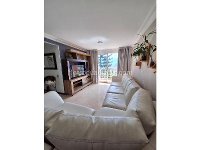 Apartamento de 3 alcobas en arriendo en Castropol, Medellín, 87 m² · foto 2 de 16