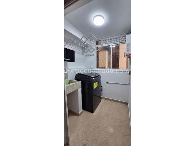 Apartamento de 3 alcobas en arriendo en Castropol, Medellín, 87 m² · foto 13 de 16