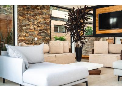 Casa de 5 alcobas en venta en Las Palmas, Medellín, 589 m² · foto 3 de 7