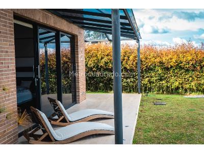 Casa de 5 alcobas en venta en Las Palmas, Medellín, 589 m² · foto 6 de 7