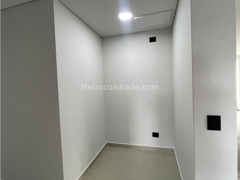 Apartamento Nuevo de 3 Alcobas Cerca al Mall en La Inferior - 7