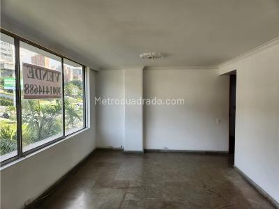 Apartamento en venta en Loma De Los Gonzalez, Medellín · foto 3 de 15