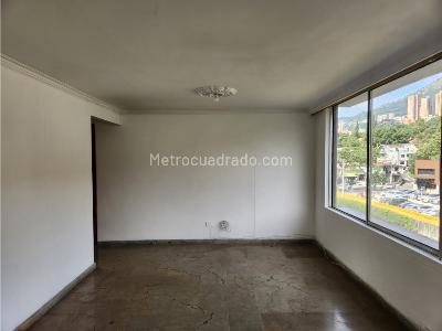 Apartamento en venta en Loma De Los Gonzalez, Medellín · foto 5 de 15