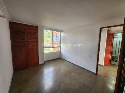 Apartamento en venta en Loma De Los Gonzalez, Medellín · foto 7 de 15