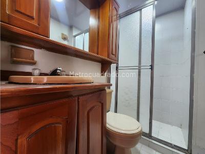 Apartamento en venta en Loma De Los Gonzalez, Medellín · foto 12 de 15