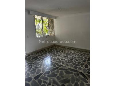 Casa de 5 alcobas en venta en Simon Bolivar, Medellín, 450 m² · foto 8 de 12