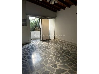 Casa de 5 alcobas en venta en Simon Bolivar, Medellín, 450 m² · foto 9 de 12