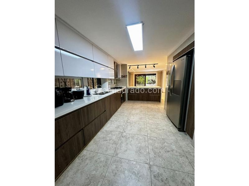 Spacious 3BR House with Modern Kitchen in La Calera - 2