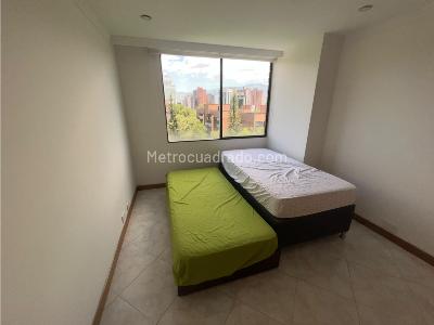 Apartamento de 3 alcobas en arriendo en Los Balsos, Medellín, 125 m² · foto 8 de 17