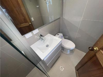 Apartamento de 3 alcobas en arriendo en Los Balsos, Medellín, 125 m² · foto 14 de 17