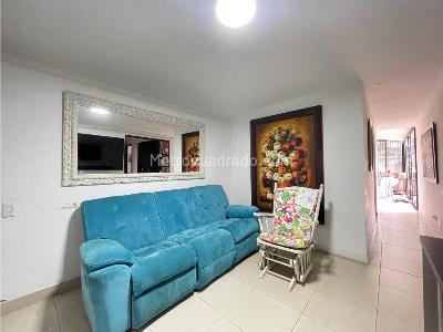 Apartamento de 3 alcobas en venta en San Lucas, Medellín, 200 m² · foto 13 de 20