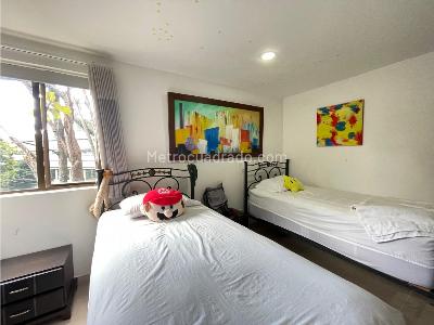Apartamento de 3 alcobas en venta en San Lucas, Medellín, 200 m² · foto 20 de 20