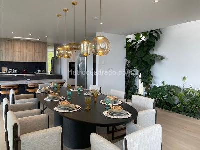 Casa de 3 alcobas en venta en Las Palmas, Medellín, 536 m² · foto 4 de 19