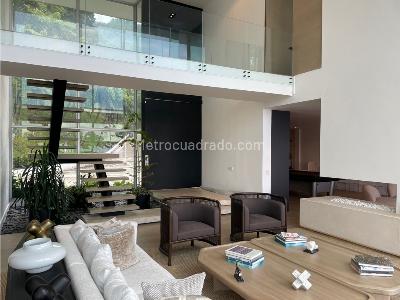 Casa de 3 alcobas en venta en Las Palmas, Medellín, 536 m² · foto 7 de 19