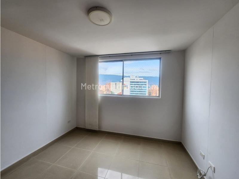 Spacious 3BR Apartment in El Nogal Near Amenities - 7