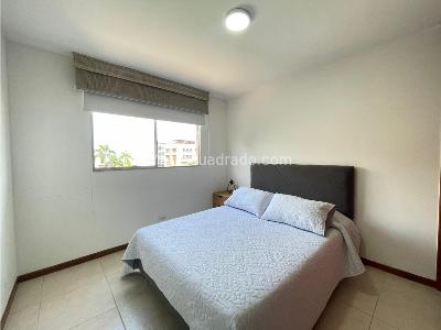 Apartamento en arriendo en Castropol, Medellín · foto 8 de 13