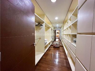 Casa de 3 alcobas en venta en Los Balsos, Medellín, 640 m² · foto 17 de 19