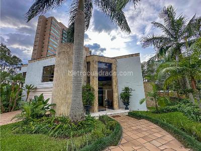 Casa de 3 alcobas en venta en Los Balsos, Medellín, 640 m² · foto 19 de 19