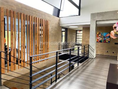Casa de 4 alcobas en venta en Las Palmas, Medellín, 520 m² · foto 7 de 17