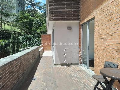 Apartamento de 2 alcobas en venta en Los Balsos, Medellín, 108 m² · foto 8 de 16