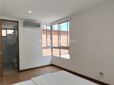 Apartamento de 2 alcobas en venta en Los Balsos, Medellín, 108 m² · foto 9 de 16