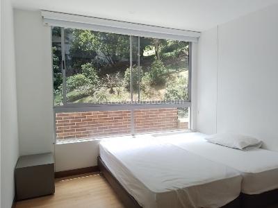 Apartamento de 2 alcobas en venta en Los Balsos, Medellín, 108 m² · foto 12 de 16