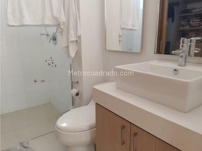Apartamento de 2 alcobas en venta en Los Balsos, Medellín, 108 m² · foto 15 de 16