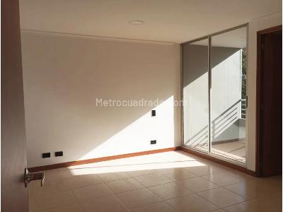 Apartamento en venta en Los Balsos, Medellín · foto 2 de 16