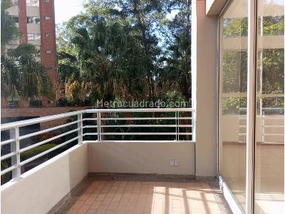 Apartamento en venta en Los Balsos, Medellín · foto 5 de 16