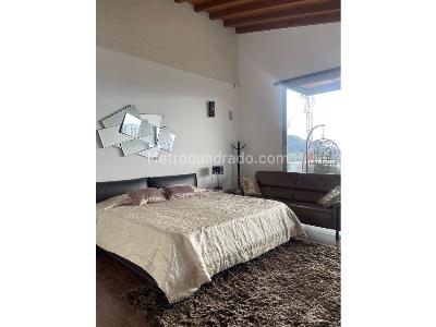 Casa de 4 alcobas en venta en Loma Del Escobero, Medellín · foto 13 de 19