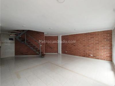 Apartamento en venta en Loma Del Indio, Medellín · foto 4 de 17