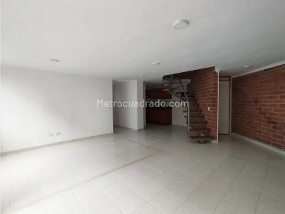 Apartamento en venta en Loma Del Indio, Medellín · foto 6 de 17