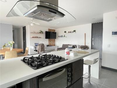 Apartamento de 3 alcobas en arriendo en Ciudad Del Rio, Medellín, 100 m² · foto 5 de 18