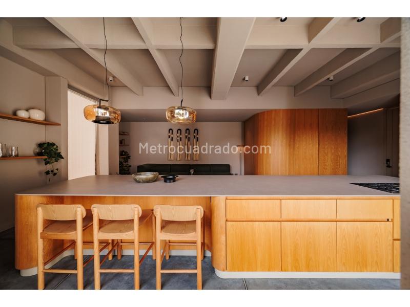 Furnished 2BR Apartment in Provenza with 3 Baths - 4