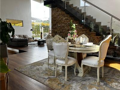Casa de 4 alcobas en venta en Loma Del Escobero, Medellín, 1260 m² · foto 10 de 20