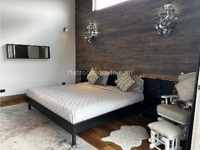 Casa de 4 alcobas en venta en Loma Del Escobero, Medellín, 1260 m² · foto 13 de 20