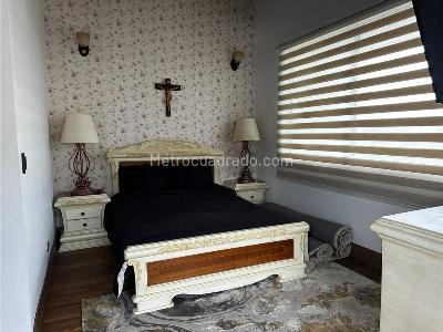 Casa de 4 alcobas en venta en Loma Del Escobero, Medellín, 1260 m² · foto 15 de 20