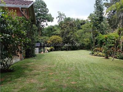 Casa de 4 alcobas en venta en Los Balsos, Medellín, 500 m² · foto 2 de 15
