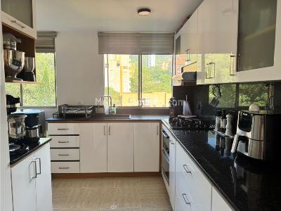 Apartamento en venta en El Campestre, Medellín · foto 10 de 20